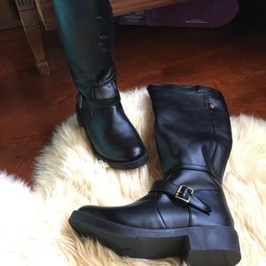 Black boots
